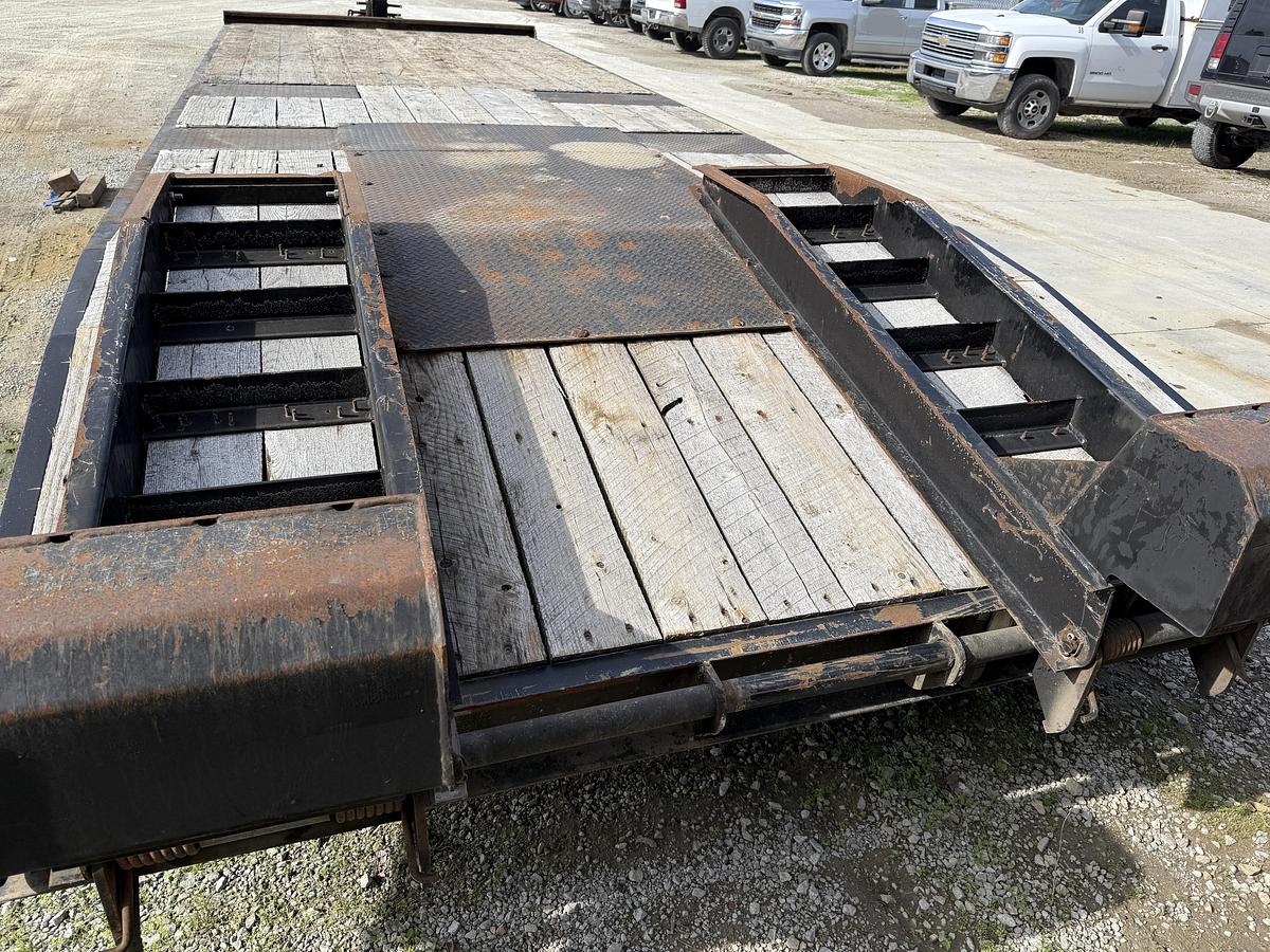 Used 2019 TRAIL KING 32' x 102