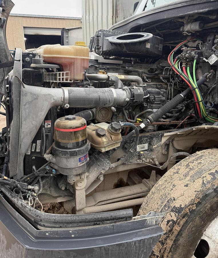 Used 2019 FREIGHTLINER CASCADIA