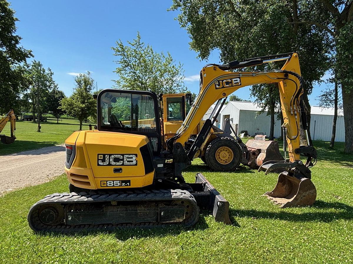Used 2014 JCB 85Z-1
