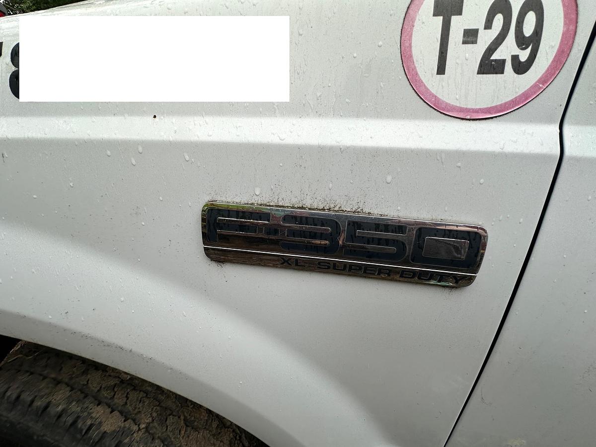 Used 2007 FORD F350 Service Truck