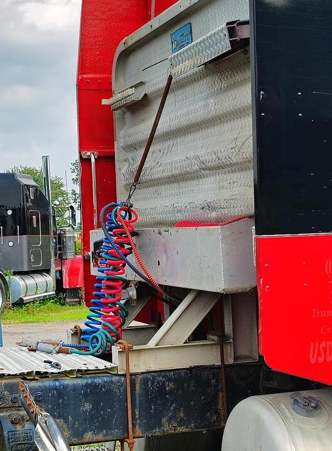 Used 1997 PETERBILT 379