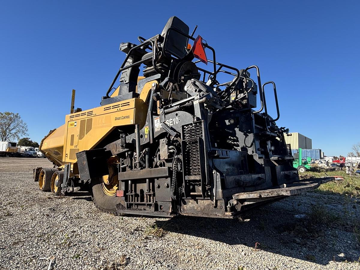 Used 2019 CATERPILLAR AP1000F