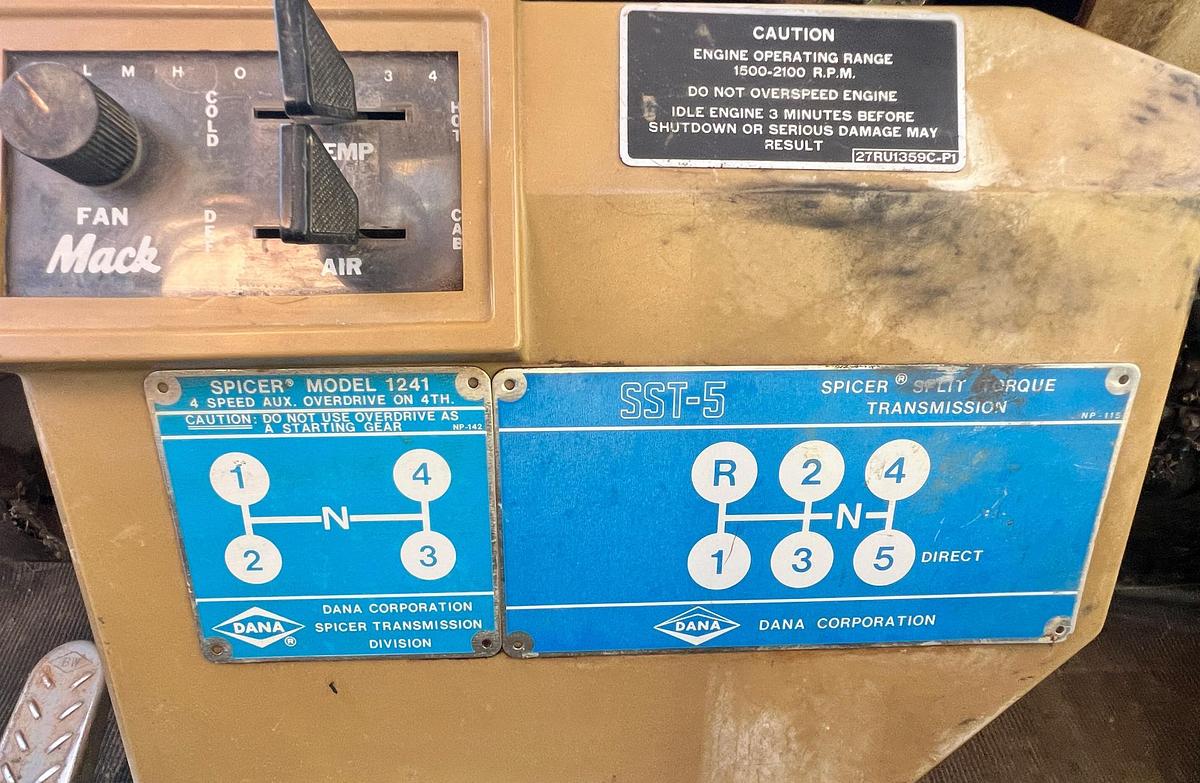 Used 1977 MACK RS767LST