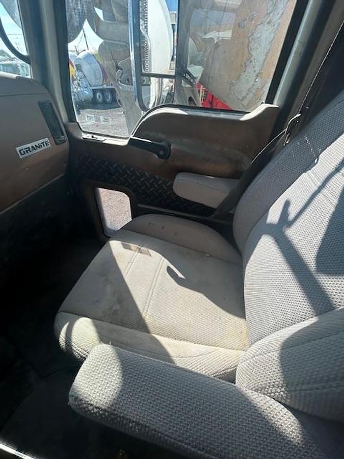 Used 2016 MACK GU713