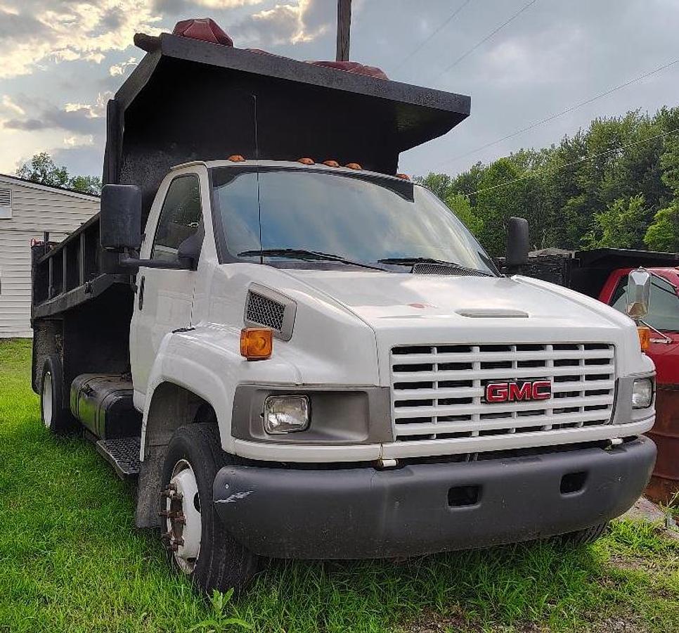 Used 2005 GMC C5000