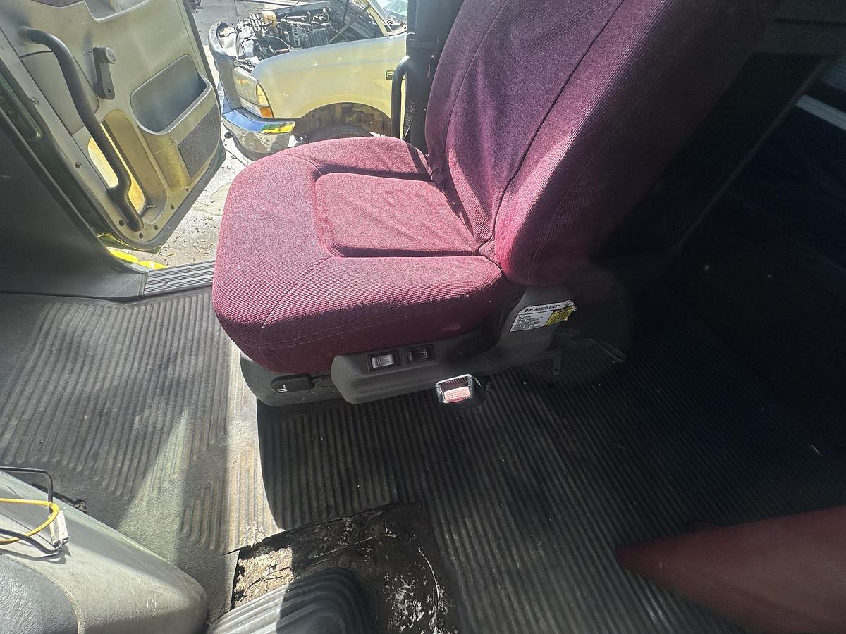 Used 2006 FREIGHTLINER Cascadia