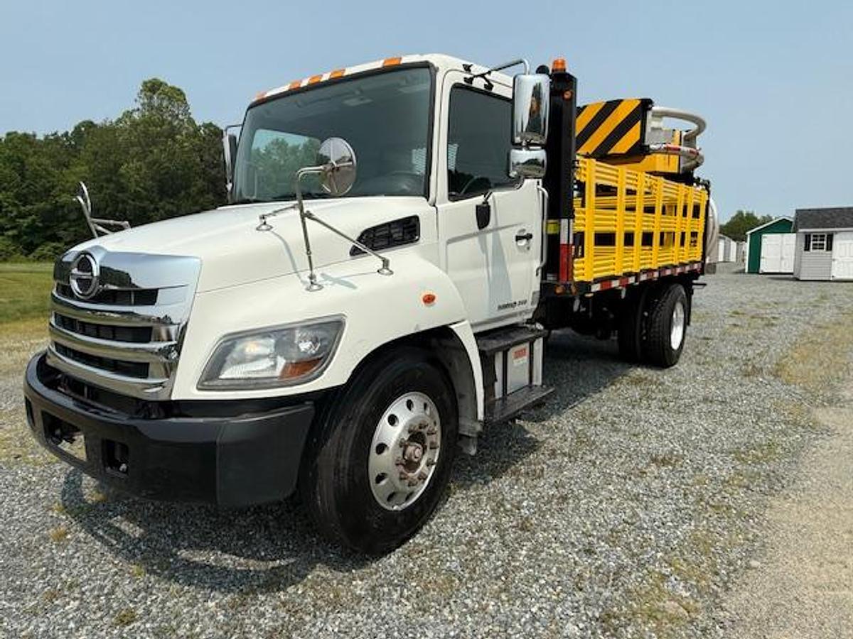 Used 2019 HINO 268