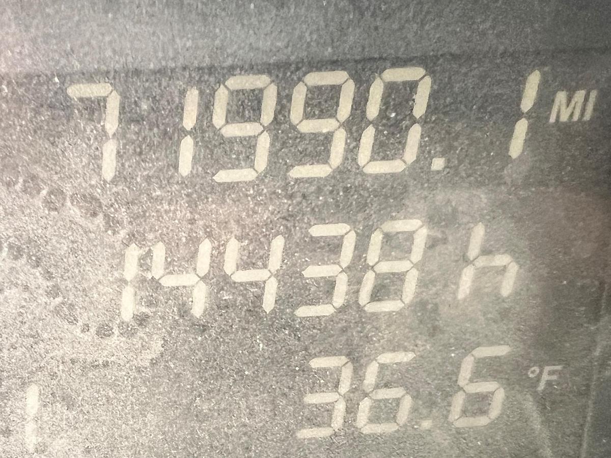 Used 2011 MACK Pinnacle CHU613