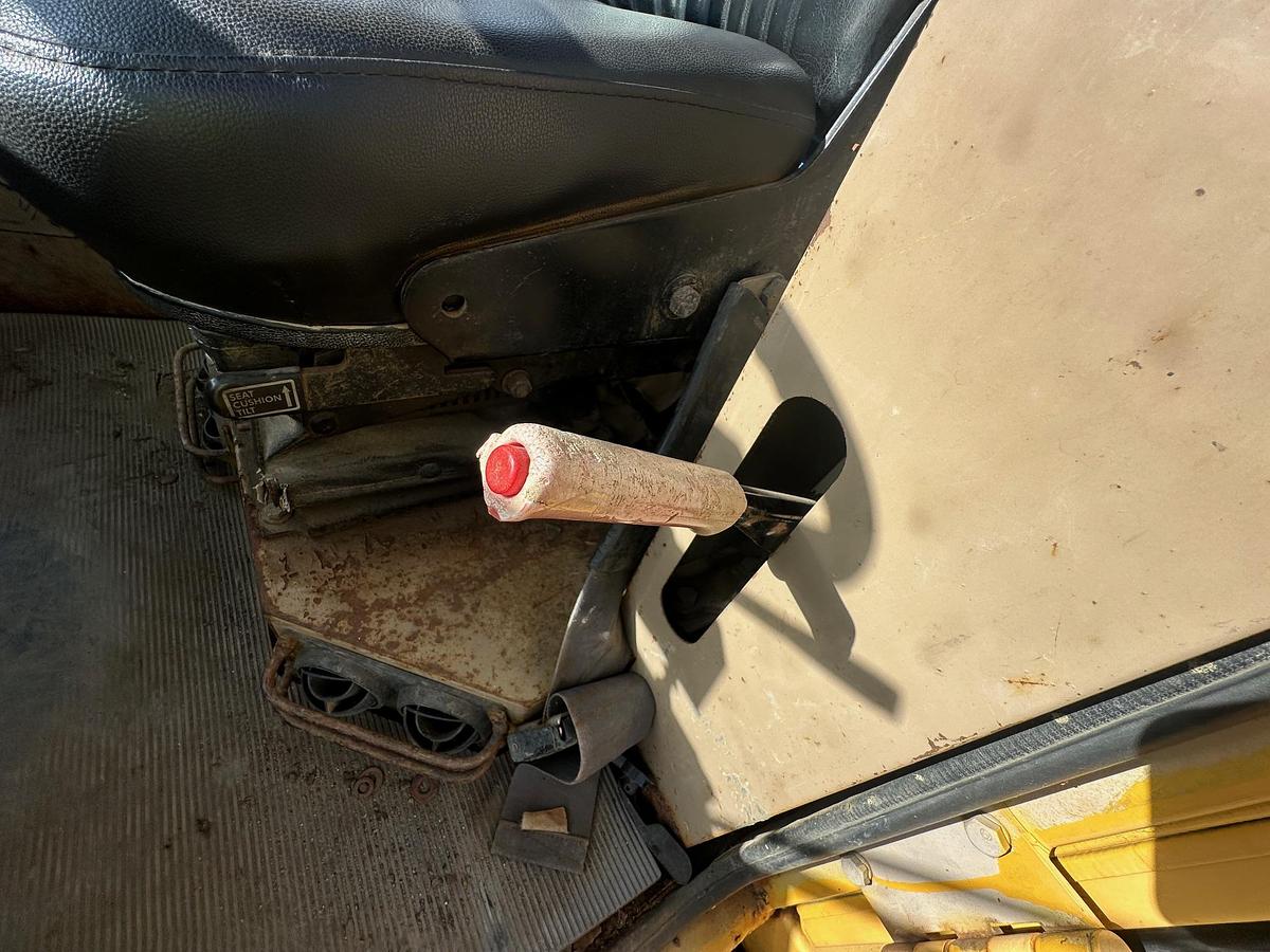 Used 1994 DEERE 444E