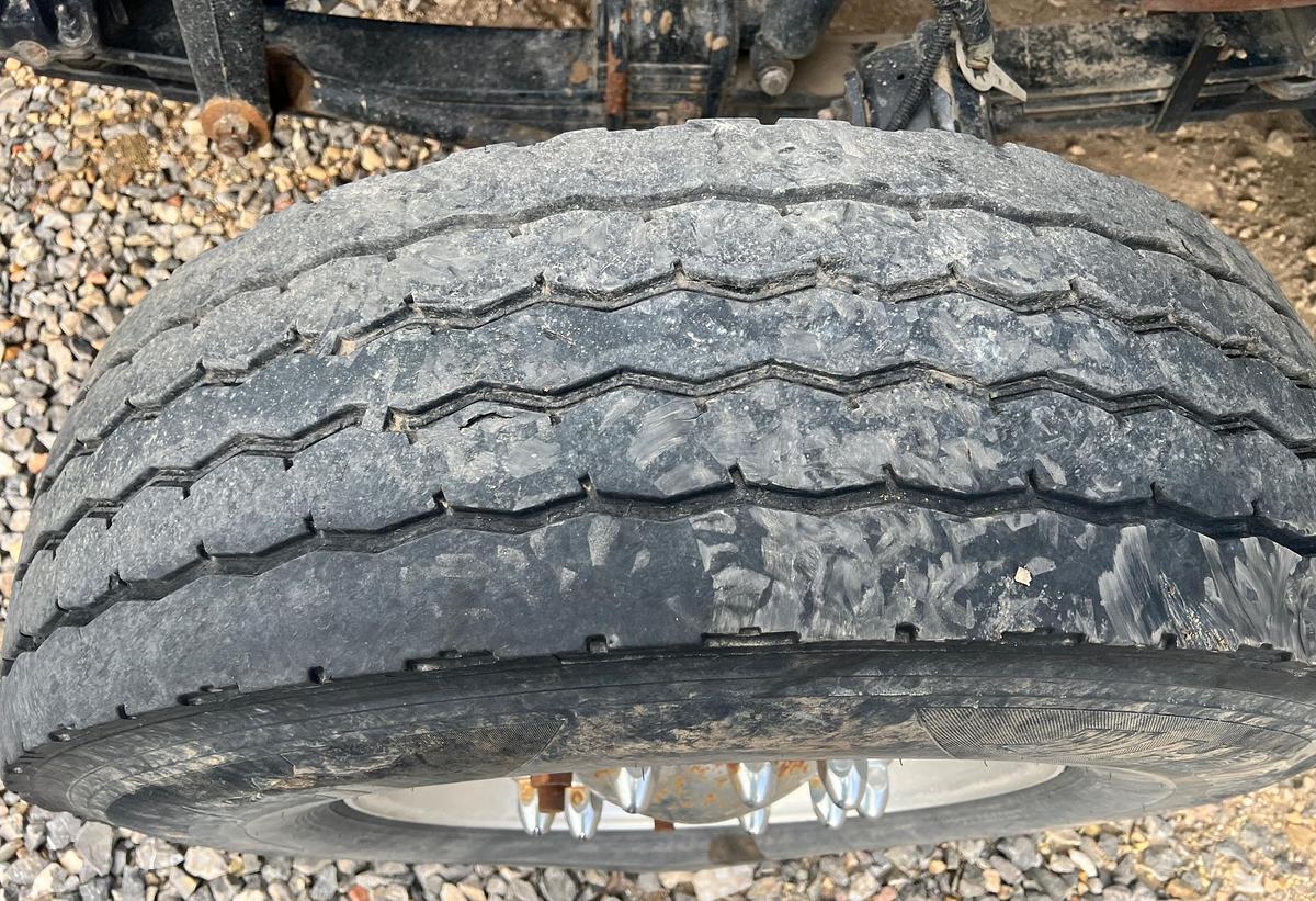 Used 2016 PETERBILT 348