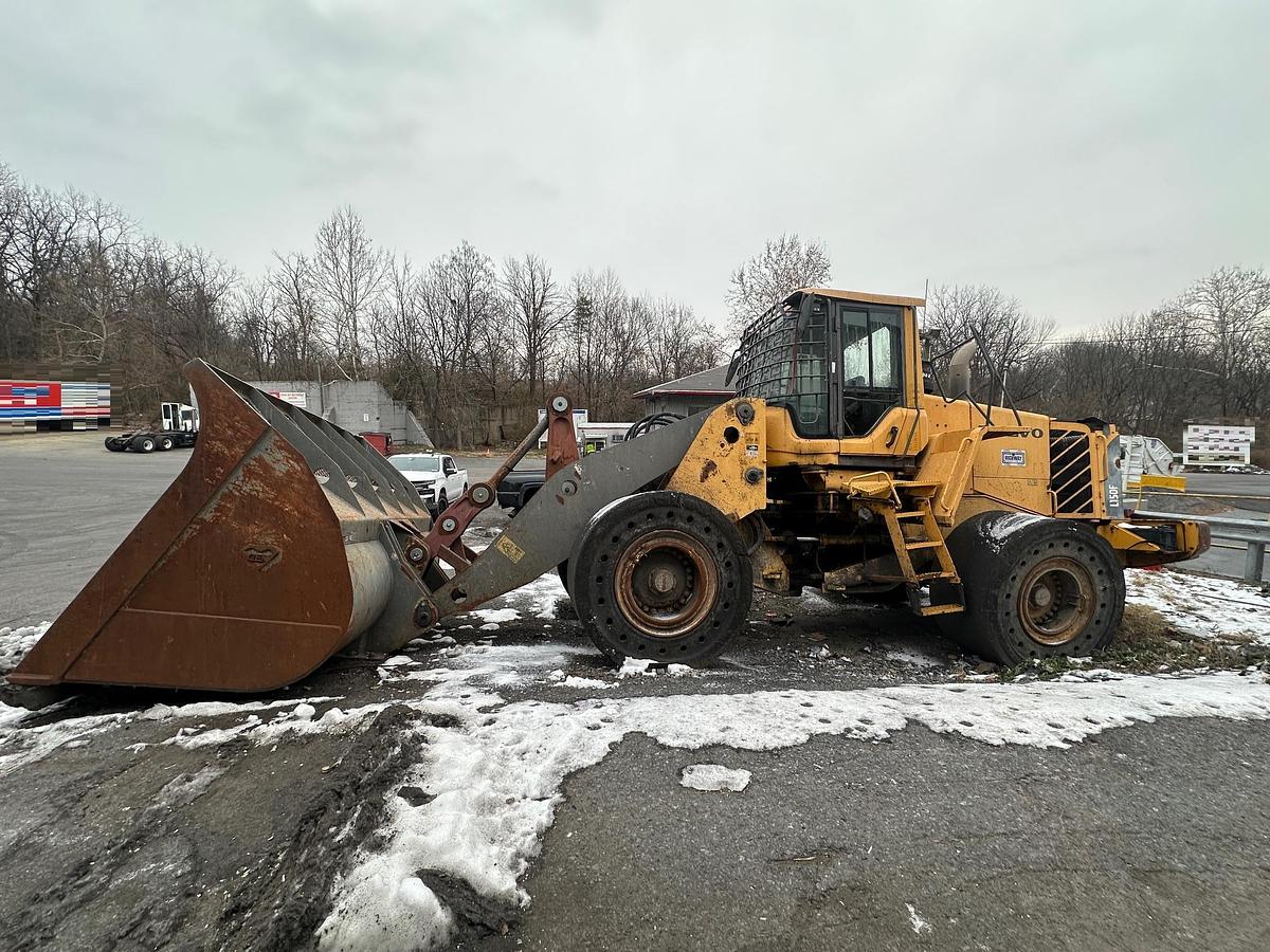 Used 2008 VOLVO L150F