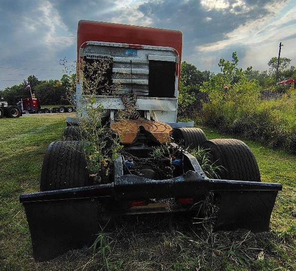Used 1997 PETERBILT 379