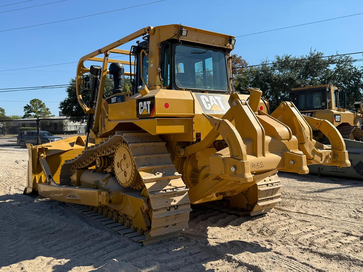 Used 2014 CATERPILLAR D6T XL