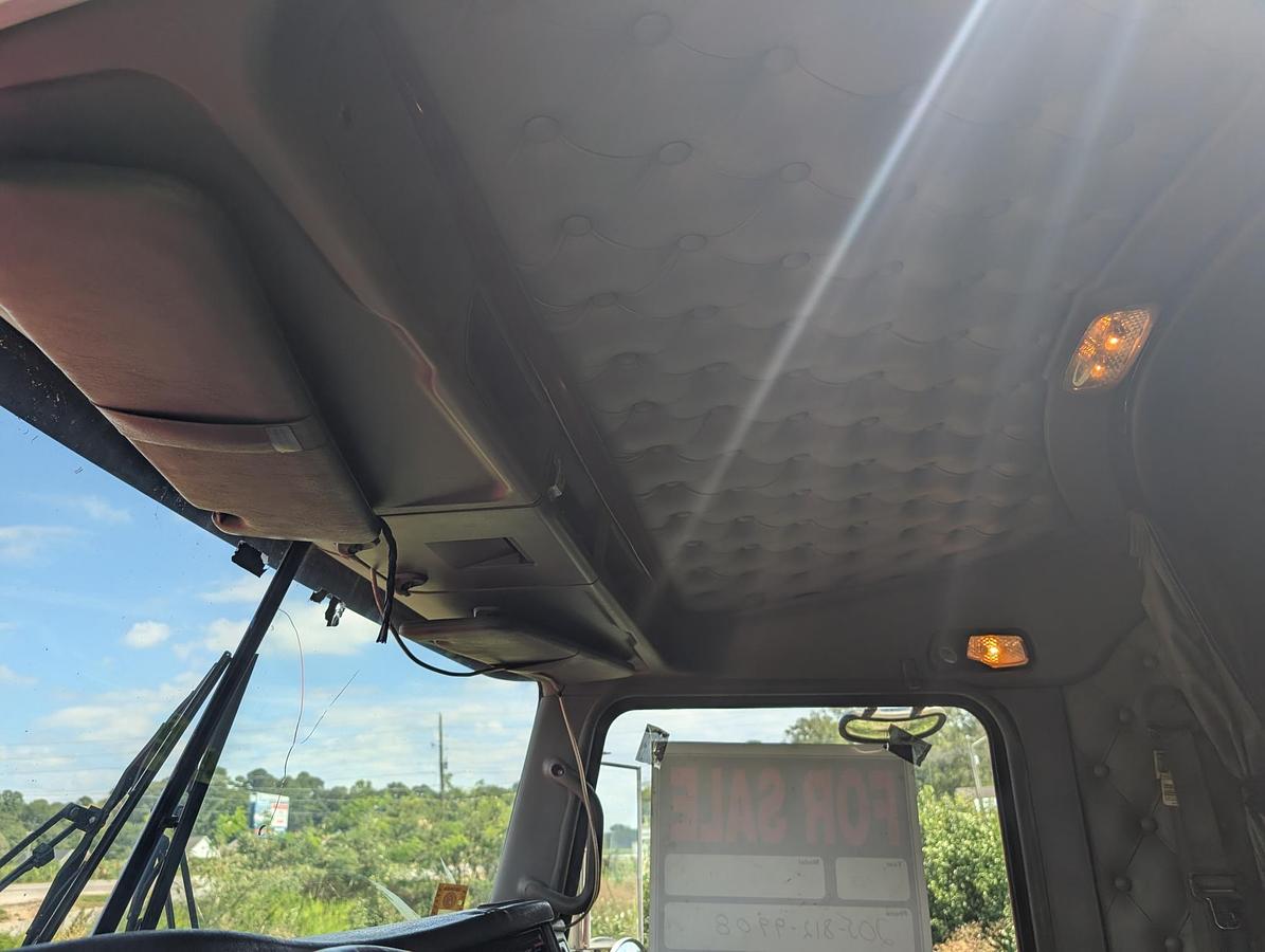 Used 2008 KENWORTH T800