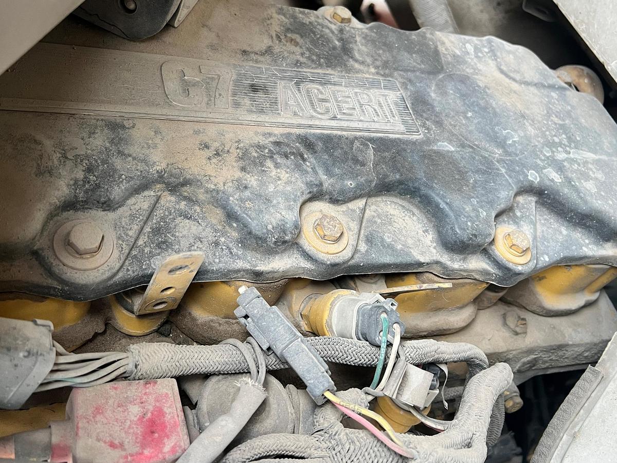 Used 2004 FORD F650 SD