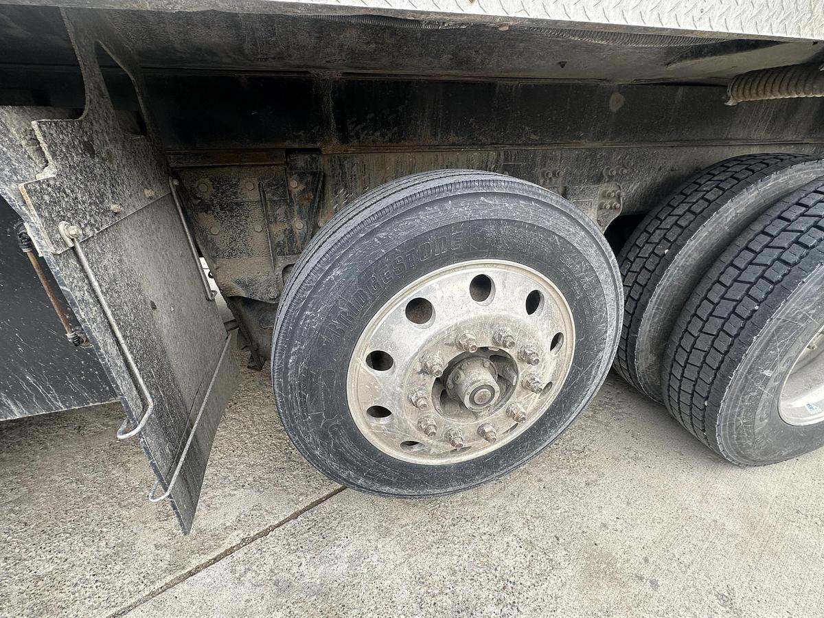 Used 2015 KENWORTH T800