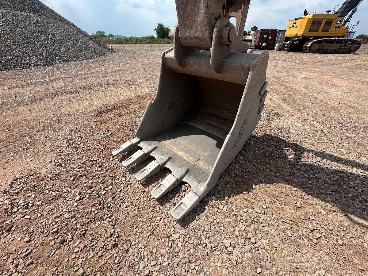 Used 2018 DEERE 380G LC