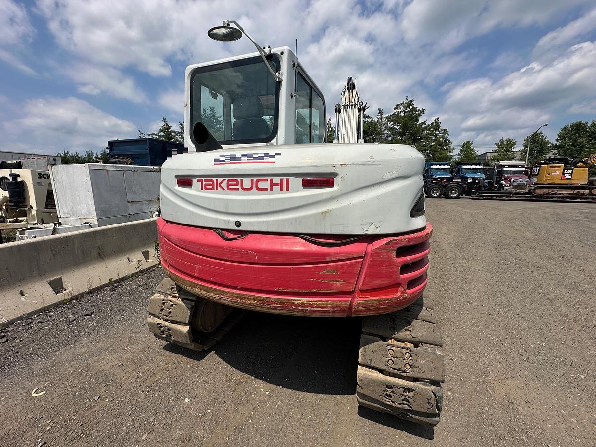 Used 2013 TAKEUCHI TB285