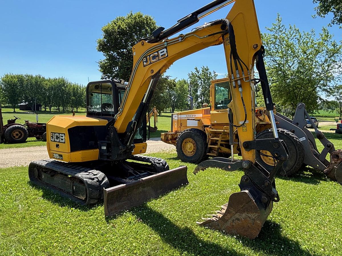 Used 2014 JCB 85Z-1