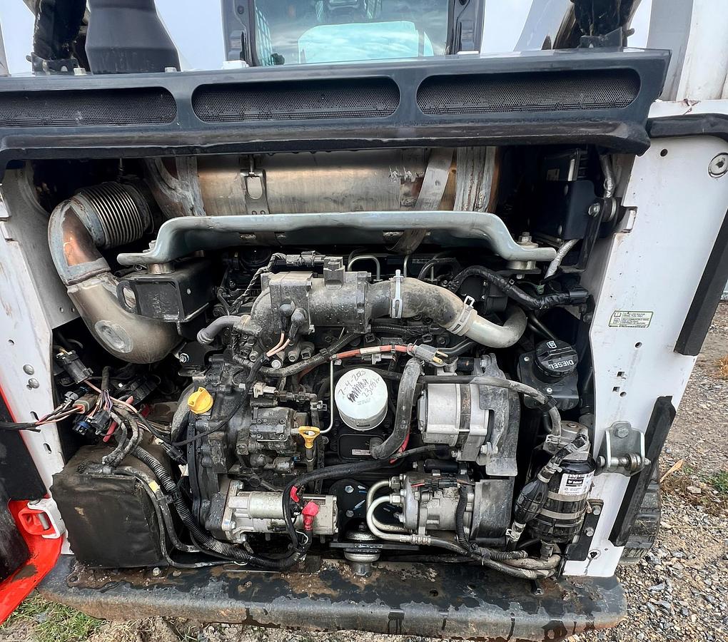 Used 2019 BOBCAT t870