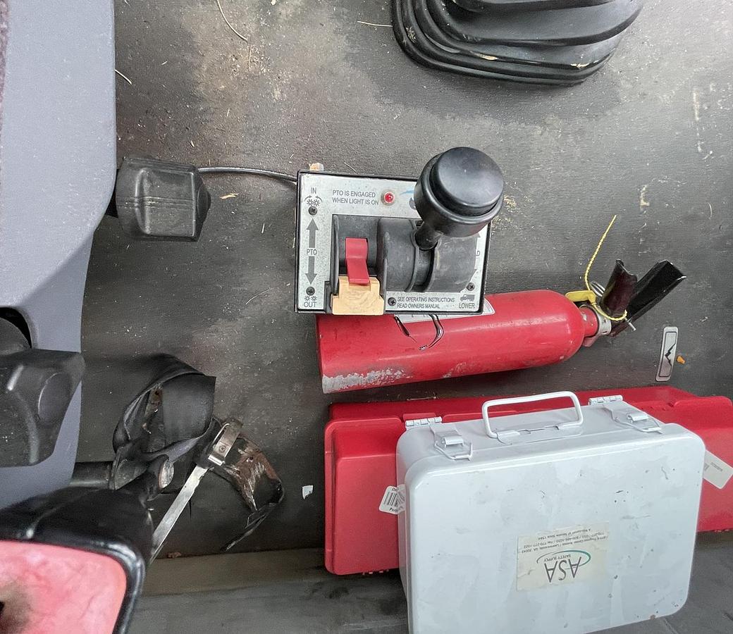 Used 2013 FREIGHTLINER Cascadia Vacuum