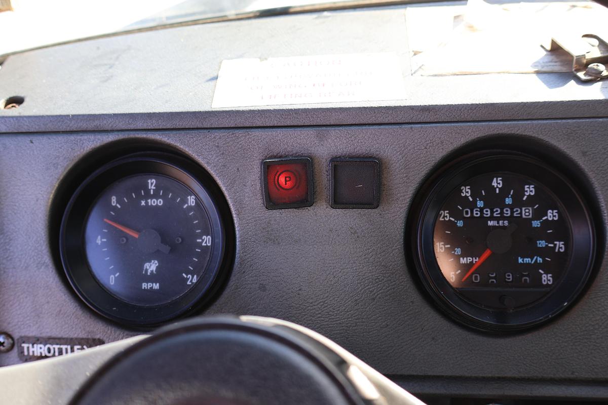 Used 1996 MACK RD690S