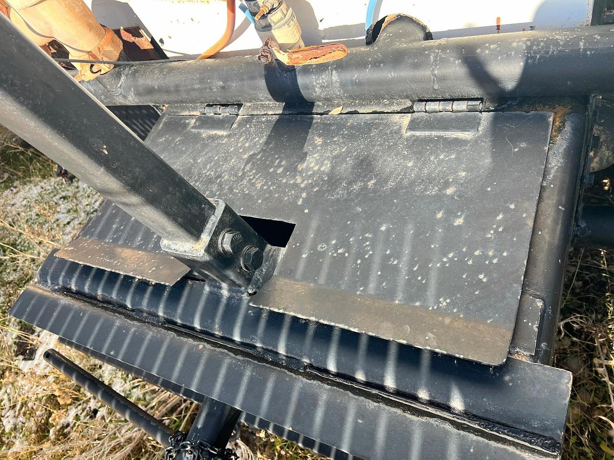 Used 2007 STERLING L7500 Water Truck