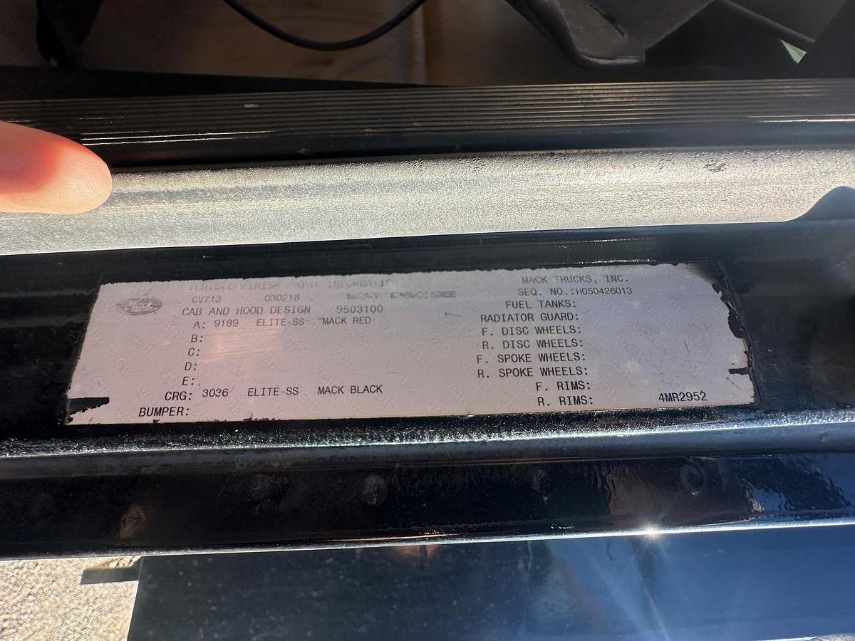 Used 2006 MACK Granite CV713