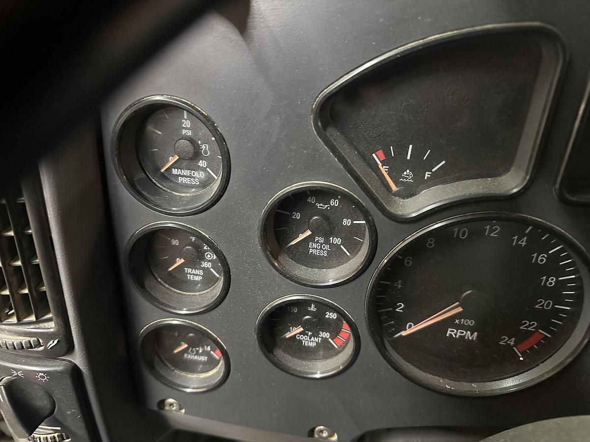 Used 2013 MACK GU713 Granite