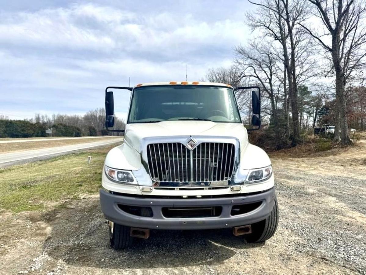 Used 2010 INTERNATIONAL 4400