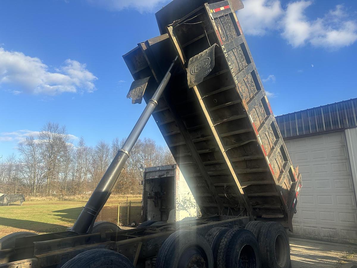 Used 2004 STERLING L7500