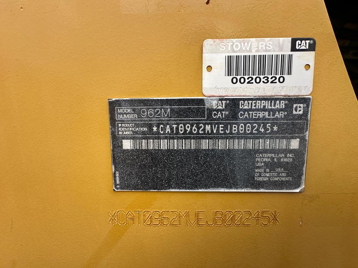 Used 2015 CATERPILLAR 962M