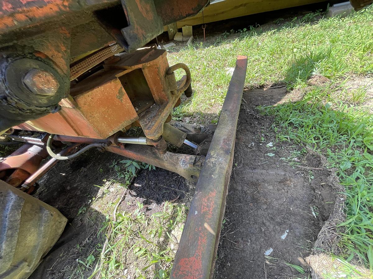 Used 1998 DITCH WITCH 4010DD Trencher/ Backhoe