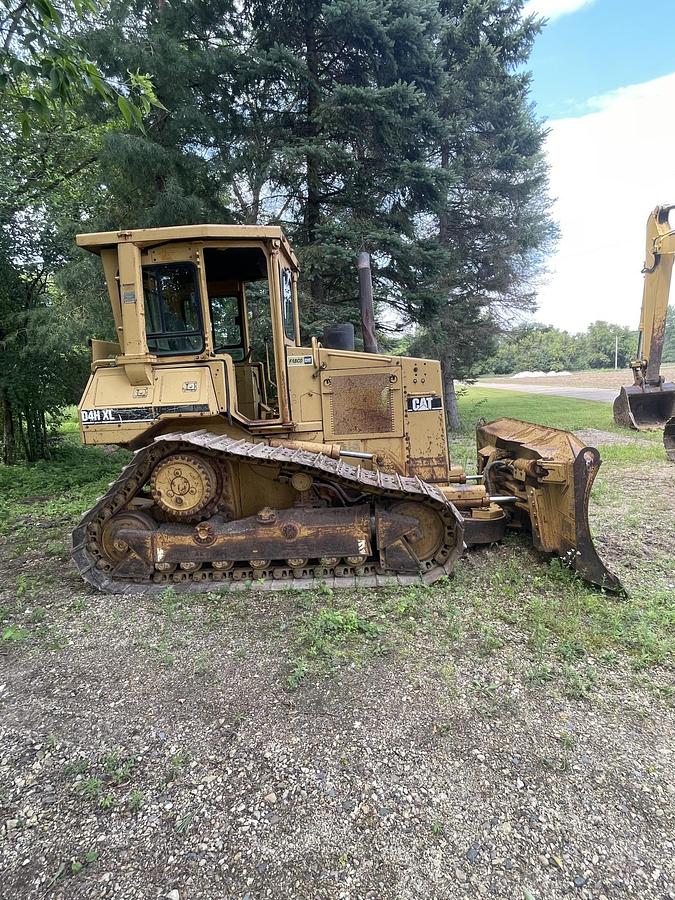 Used 1995 CATERPILLAR D4HXL3