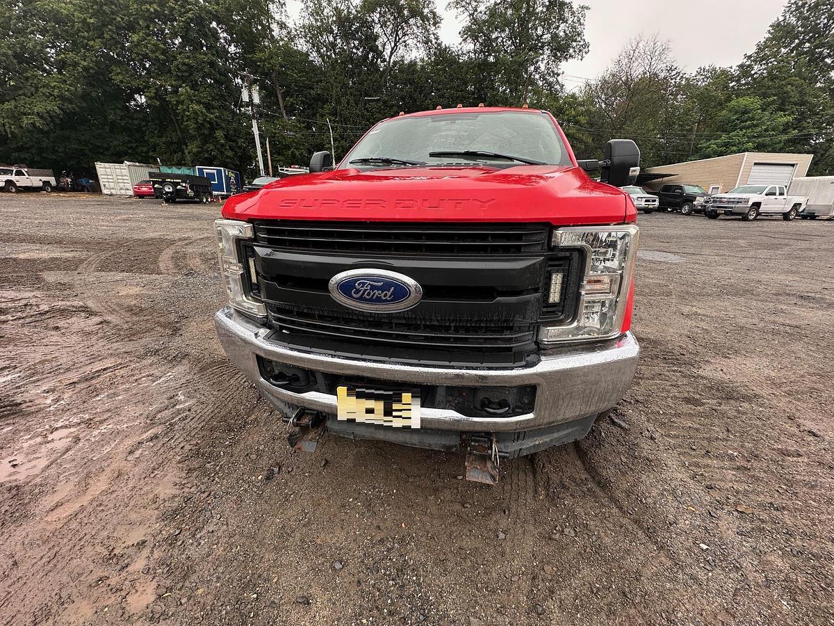 Used 2017 FORD F350 XL Service Truck