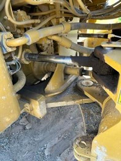 Used 2011 CATERPILLAR 980H