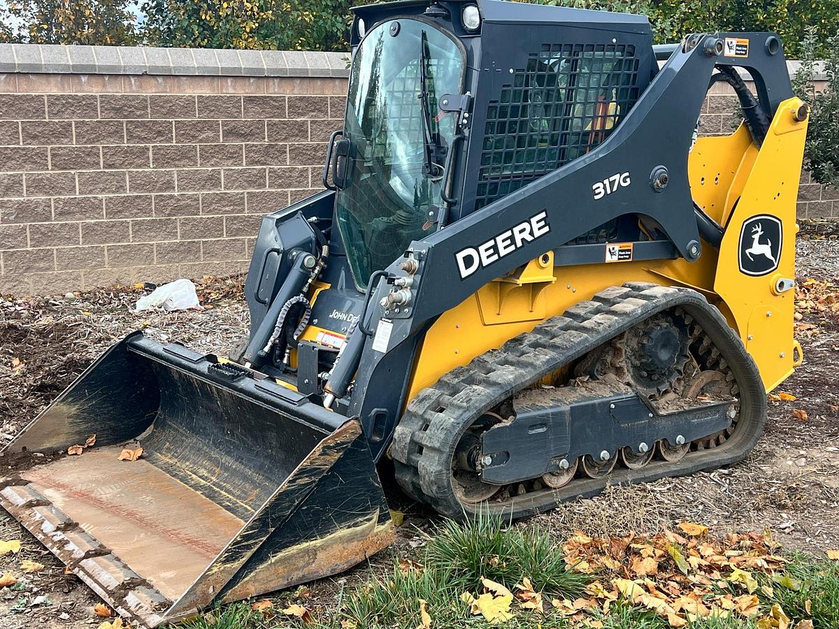 Used 2022 DEERE 317G