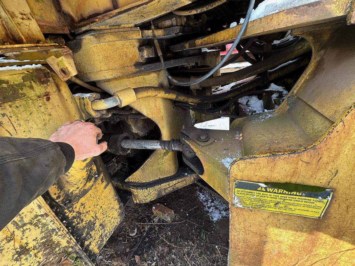 Used 1990 CATERPILLAR 966F