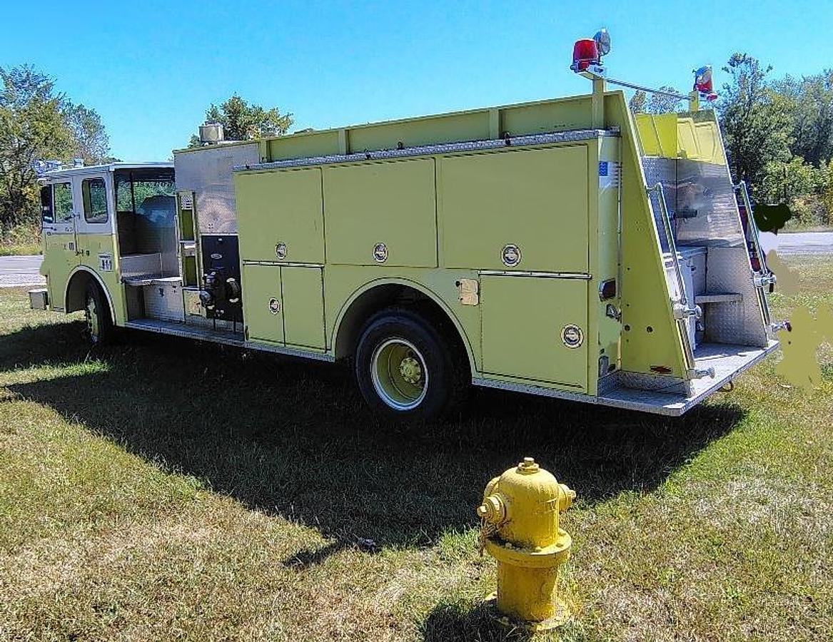 Used 1987 PIERCE Dash