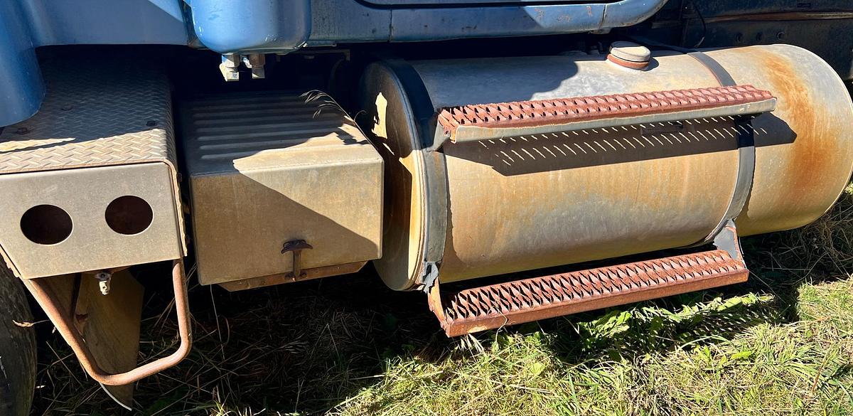 Used 1974 MACK RS767 LST