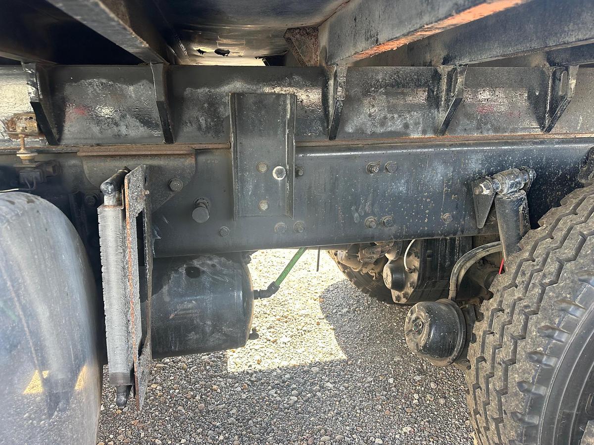 Used 2016 WESTERN STAR 7400