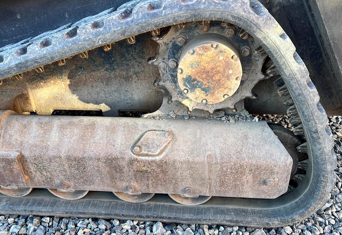 Used 2010 KUBOTA SVL75