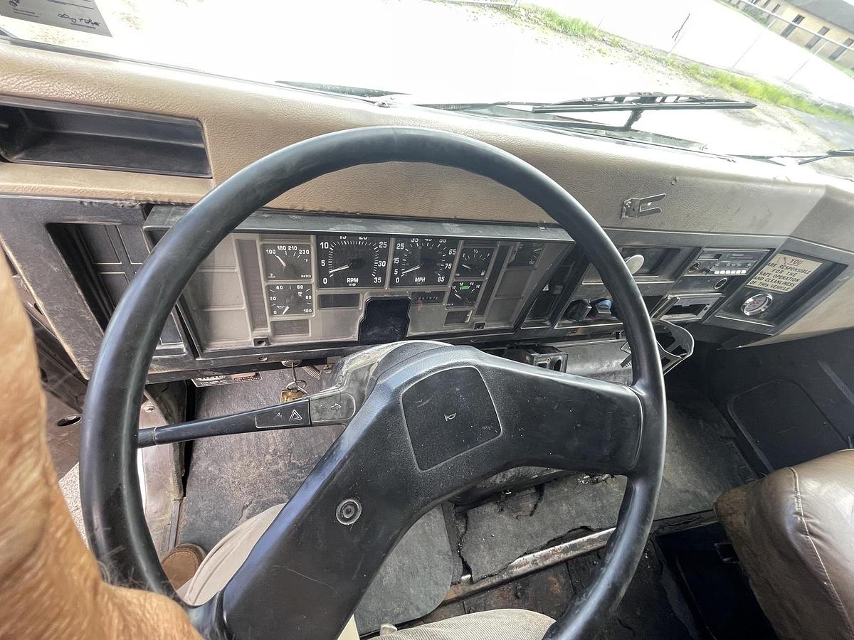 Used 1991 INTERNATIONAL F4900