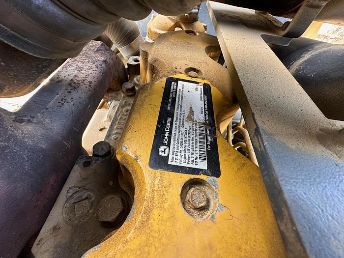Used 2006 DEERE 300D