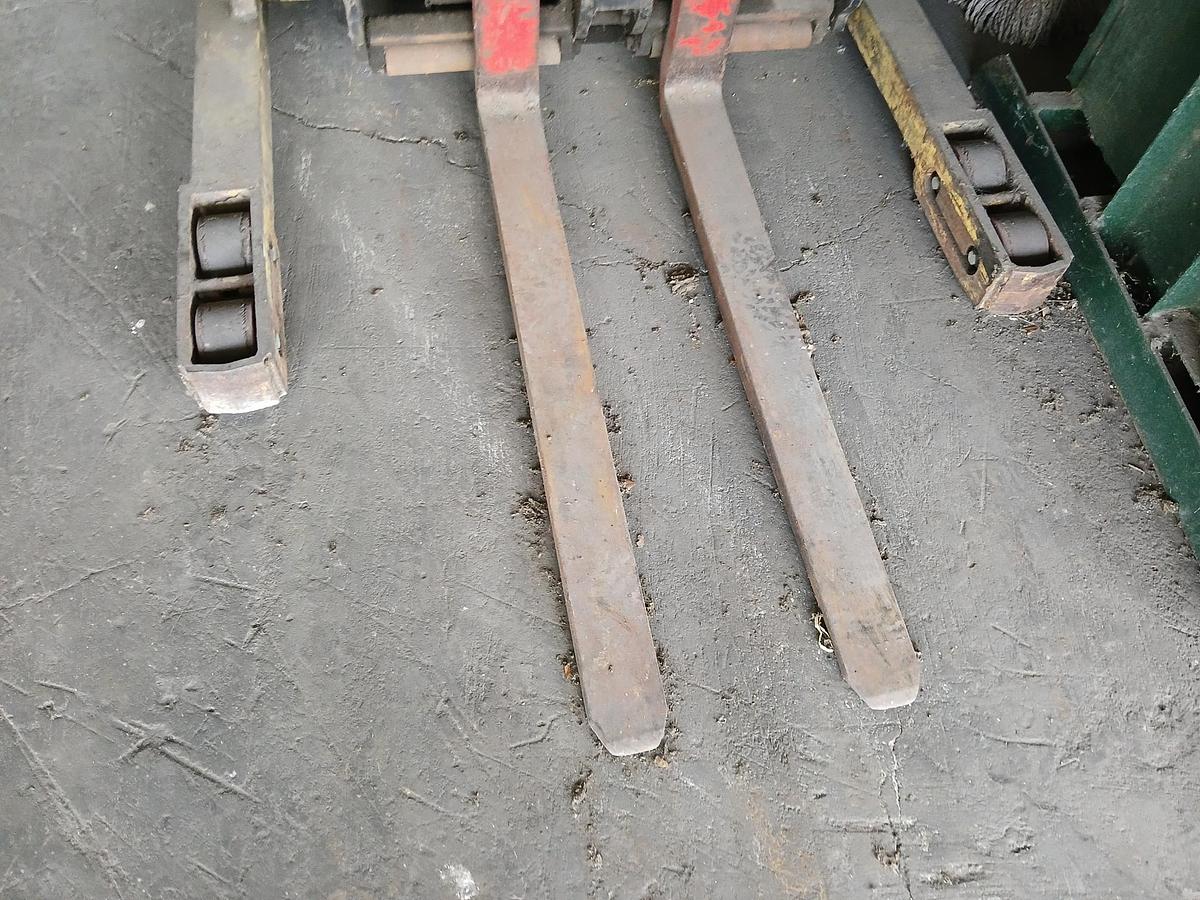 Used 2017 HYSTER 40-E30H5D3