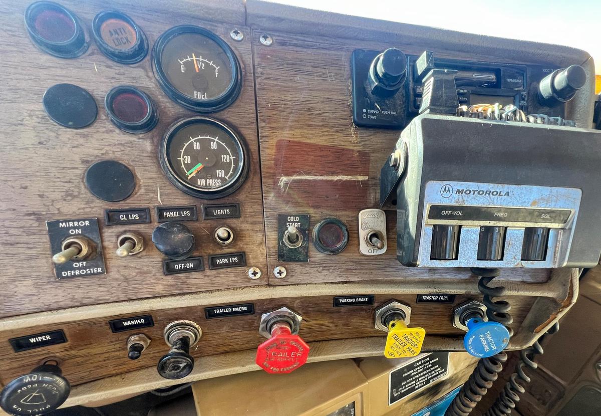 Used 1977 MACK RS767LST