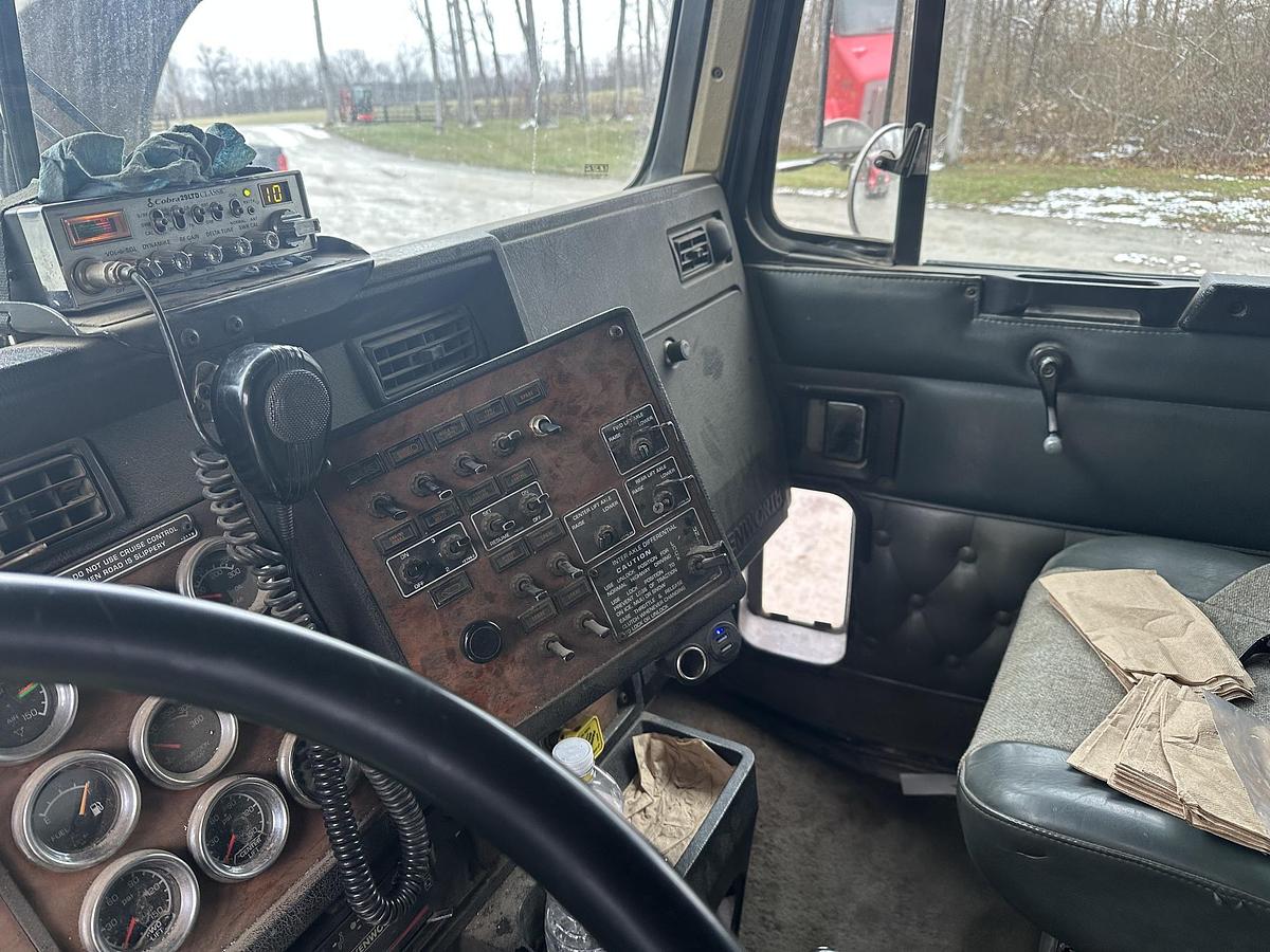 Used 1999 KENWORTH T800