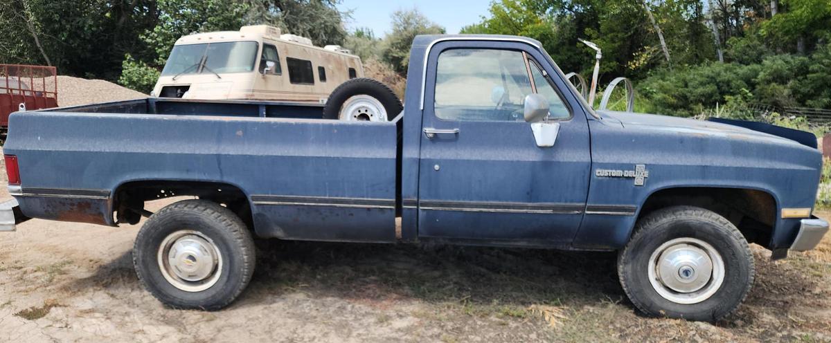 Used 1987 CHEVROLET Custom Deluxe 20 V Conventional 3/4 Ton 4x4