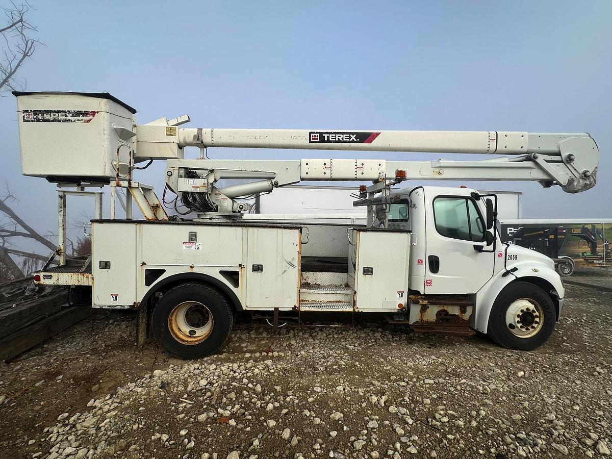 Used 2017 FREIGHTLINER M2 106