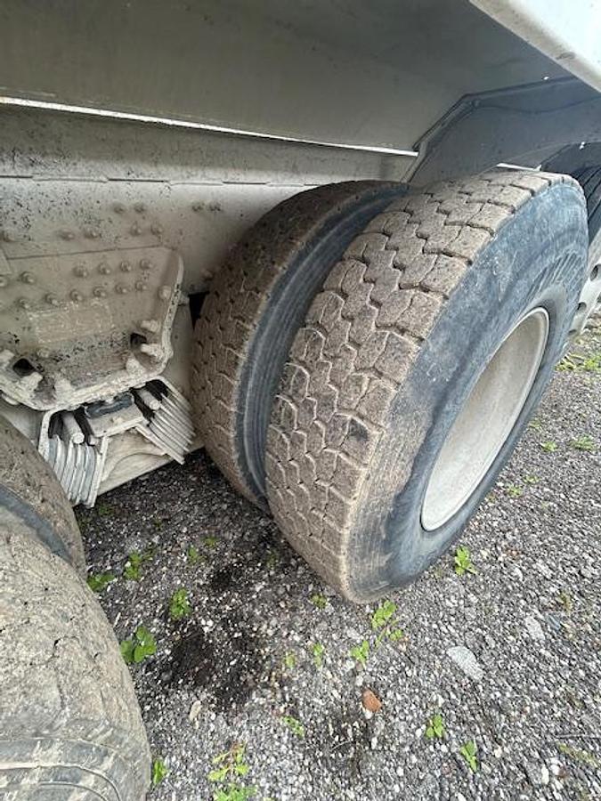 Used 2019 MACK GR64FR